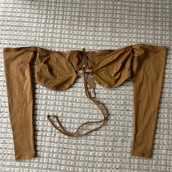 SKIMS Recycled Swim Long Sleeve Bikini Top almond - Picture 3 of 5